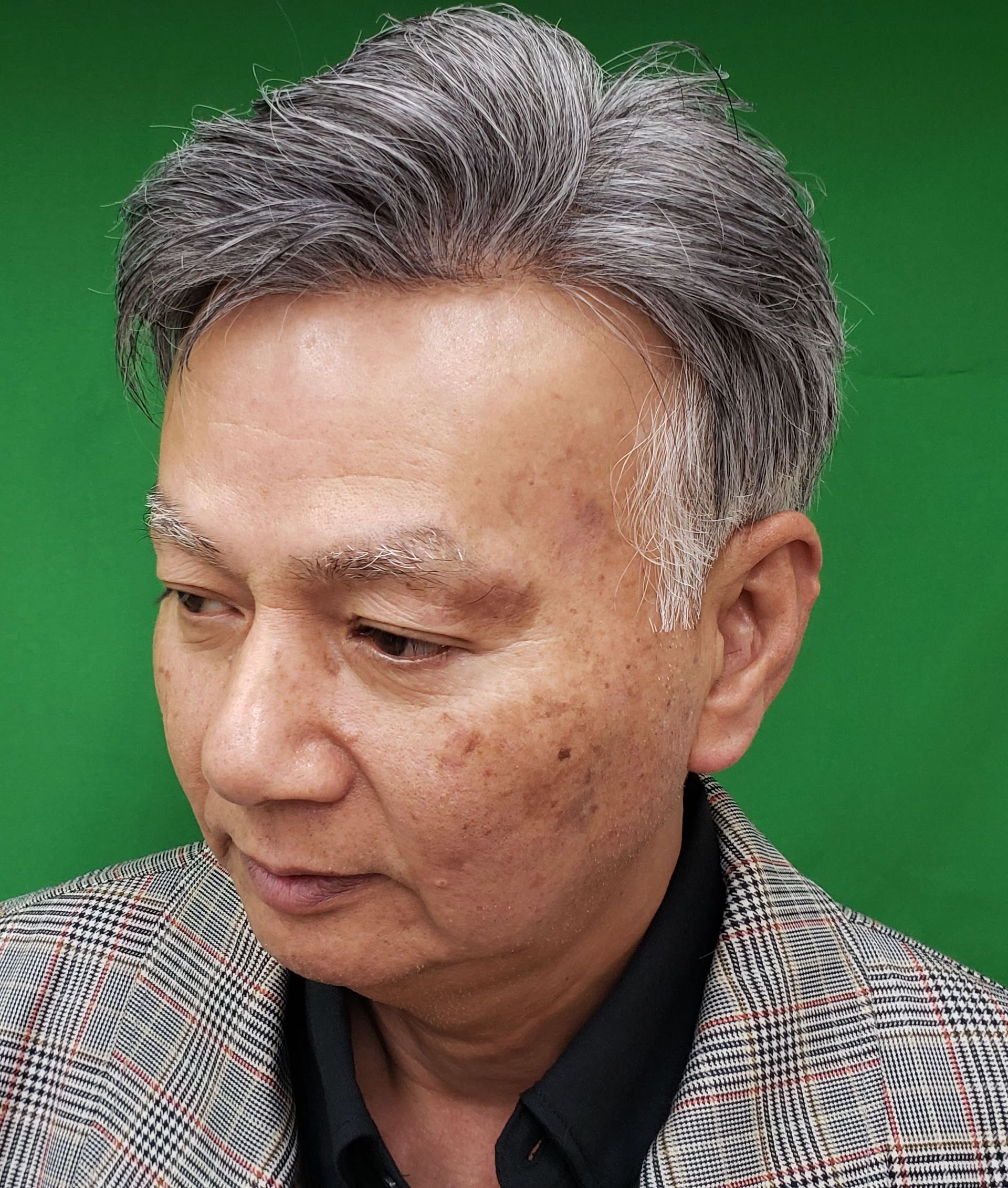 高額かつらを買ってしまう方