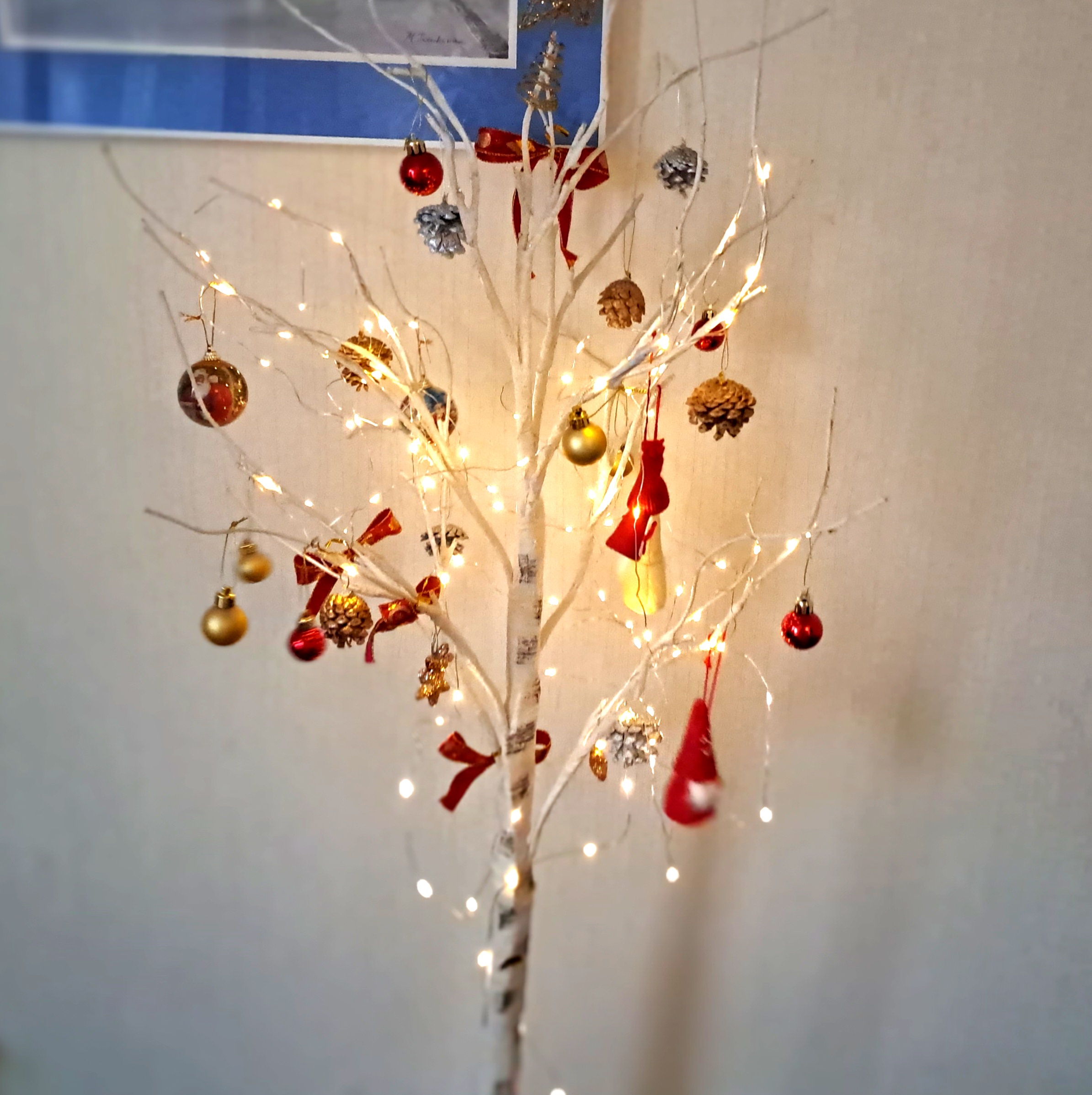 クリスマスのツリー飾ってみました。
